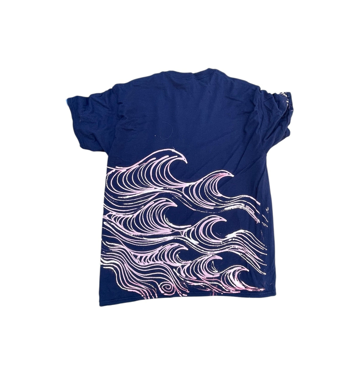 .Barreling Waves surf inspired tee