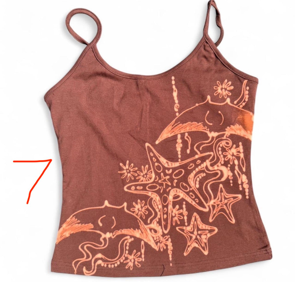 .. Whimsical funky manta ray tank