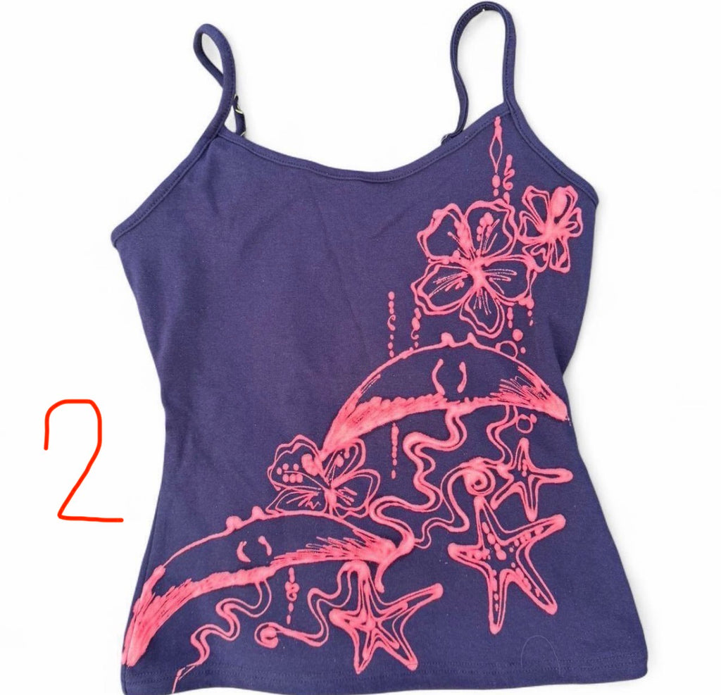 .. Whimsical funky manta ray tank