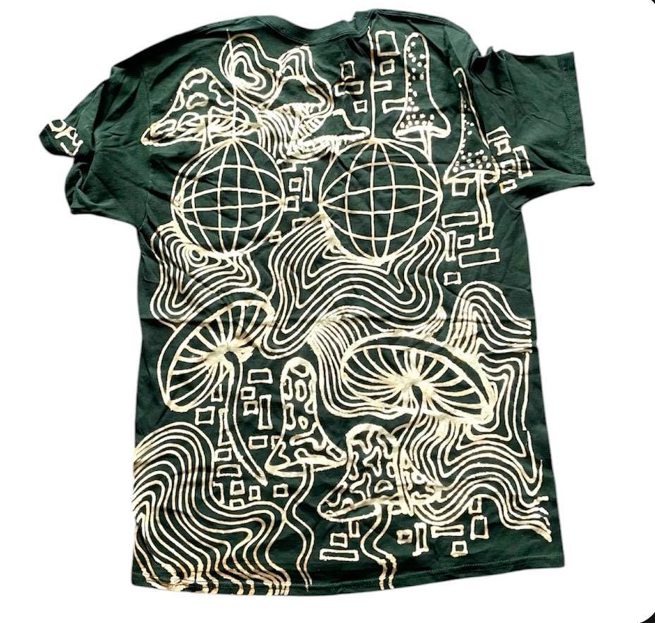 Funky festival faces graphic tee