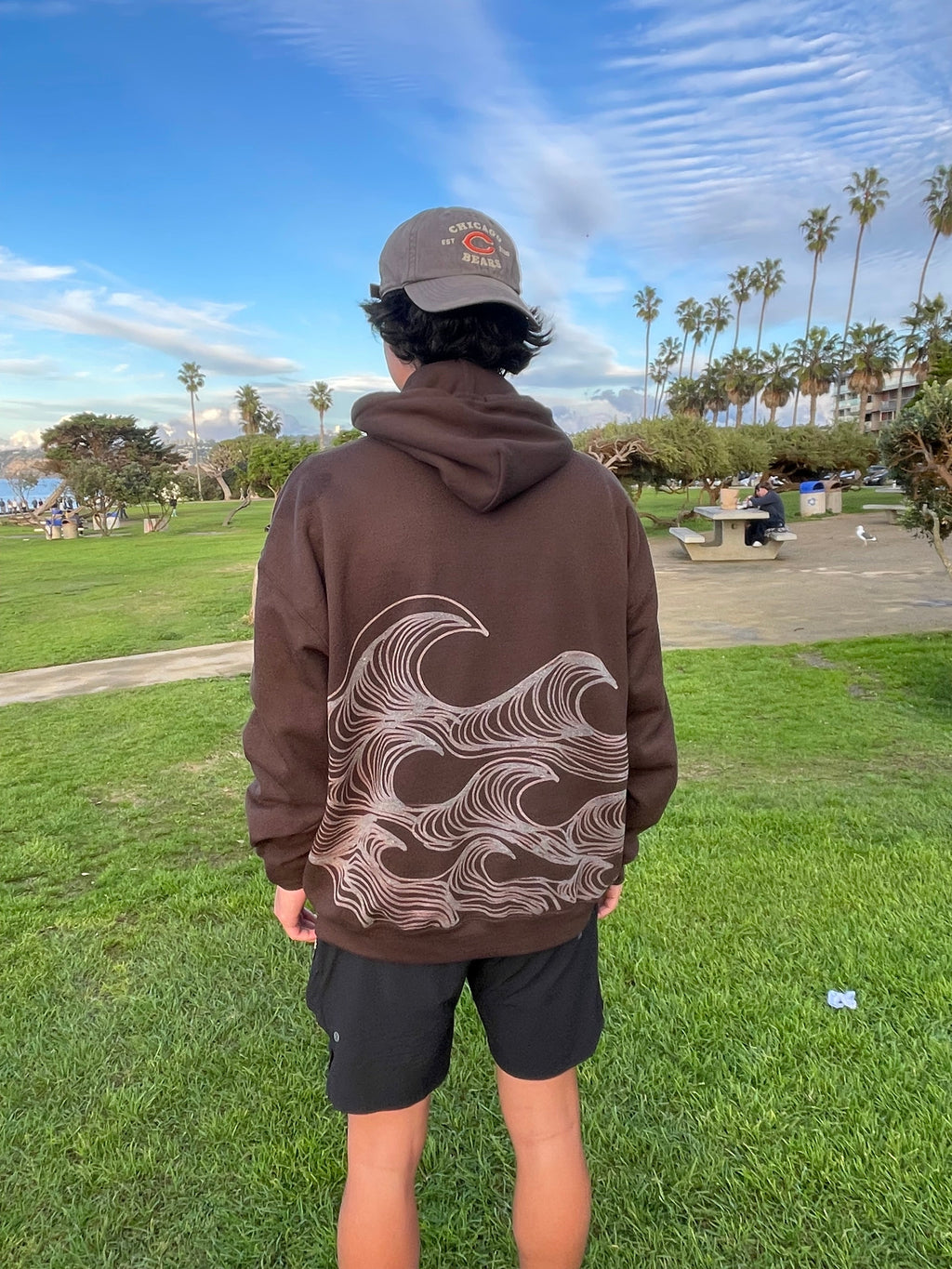 …WAVES HOODIE