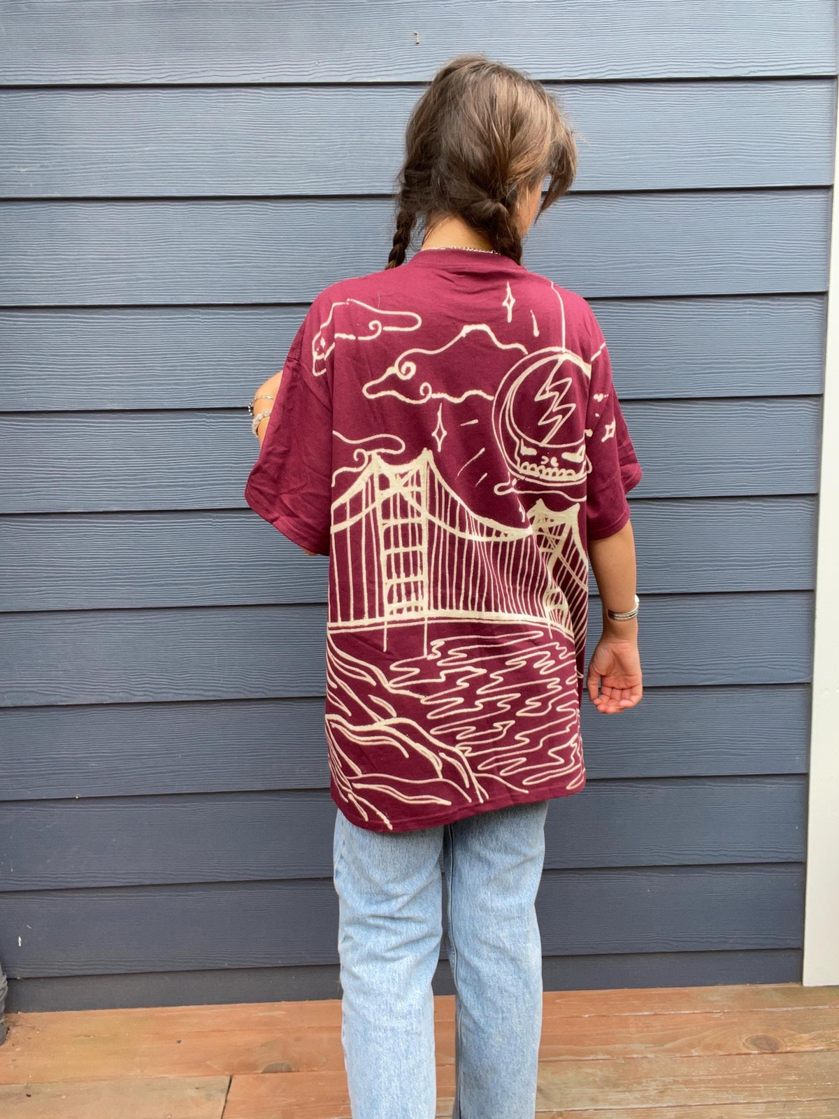 Handpainted San Fransisco skyline graphic tee