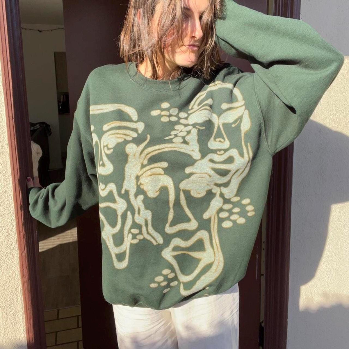 Graffiti faces  crewneck/ sweatsuit set