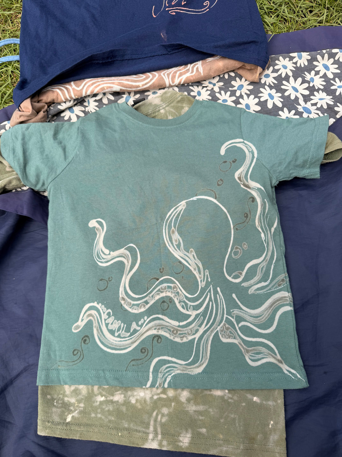 ..Octopus tank top