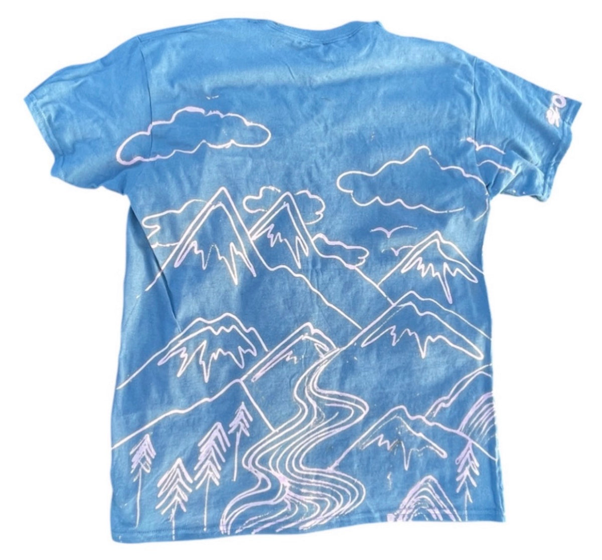 Mountains tee
