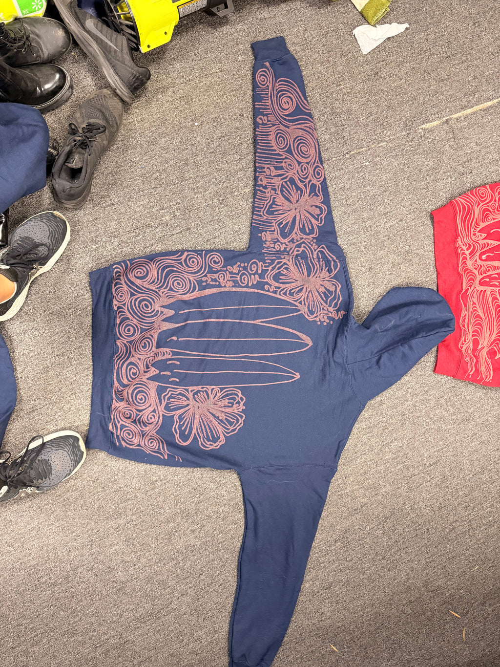.. TROPICAL SURF HOODIE