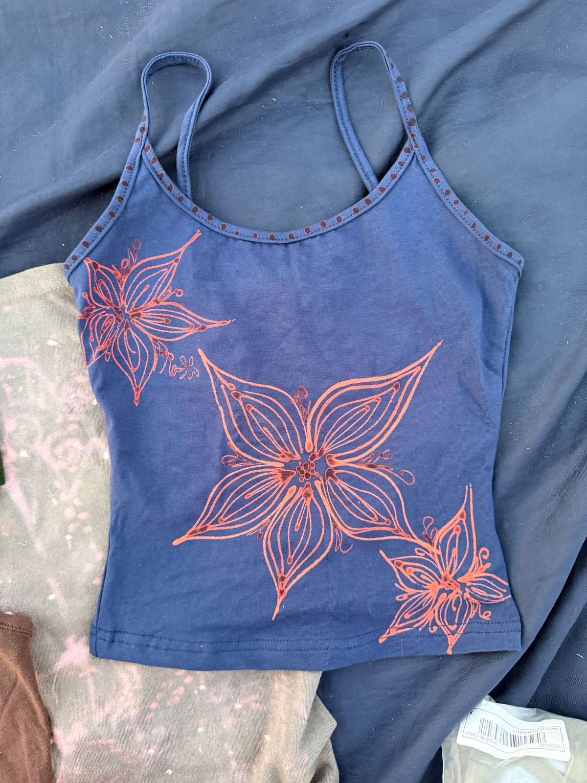 ..FLOWER TANK TOP