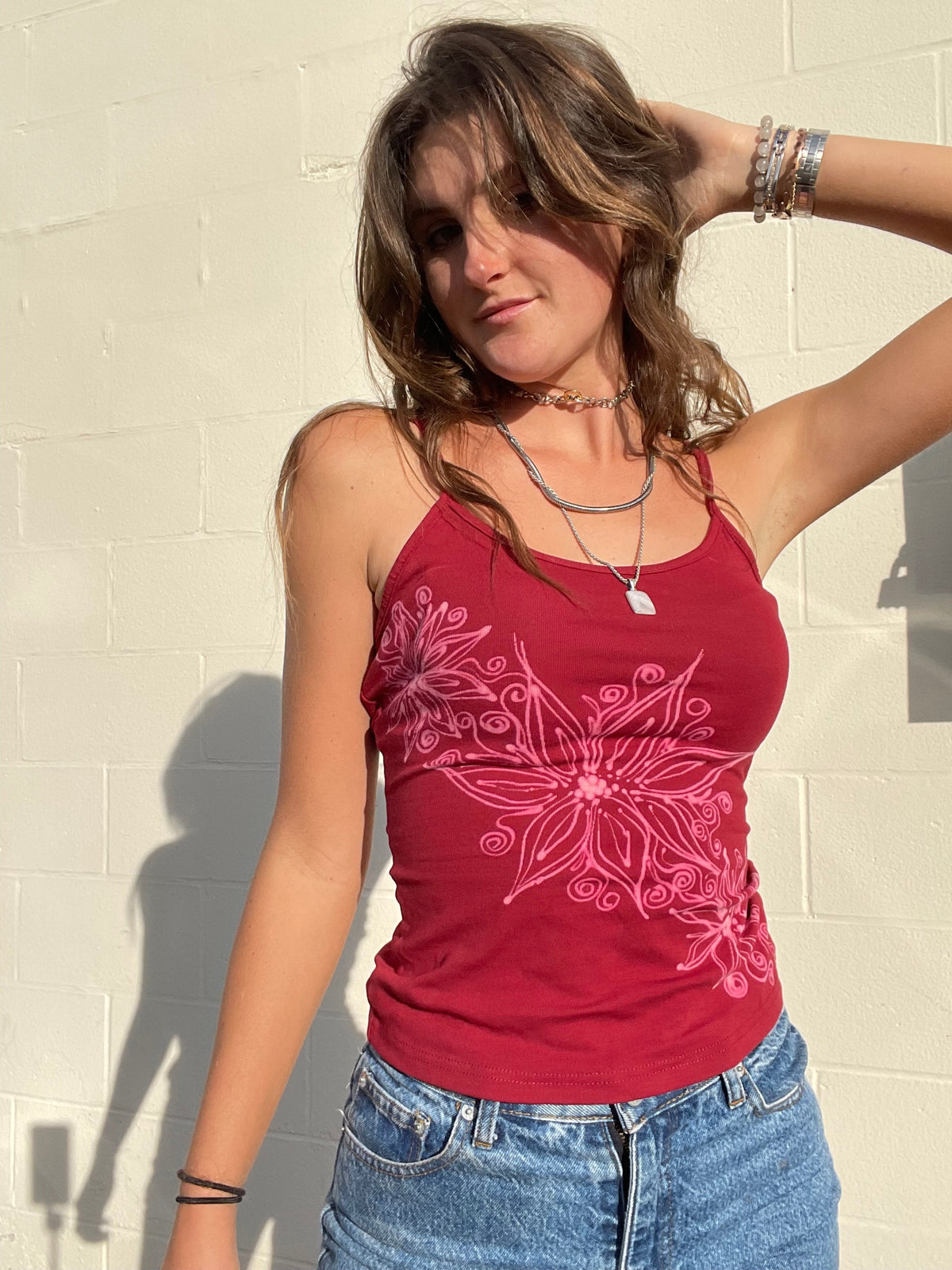 .Pointed flower tank